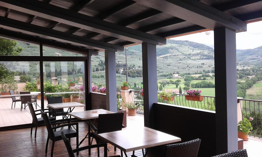 Albergo Il Cacciatore Spello Exterior foto
